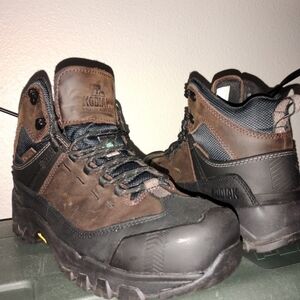 Kodiak Men's Brown and Black Hiking Boots